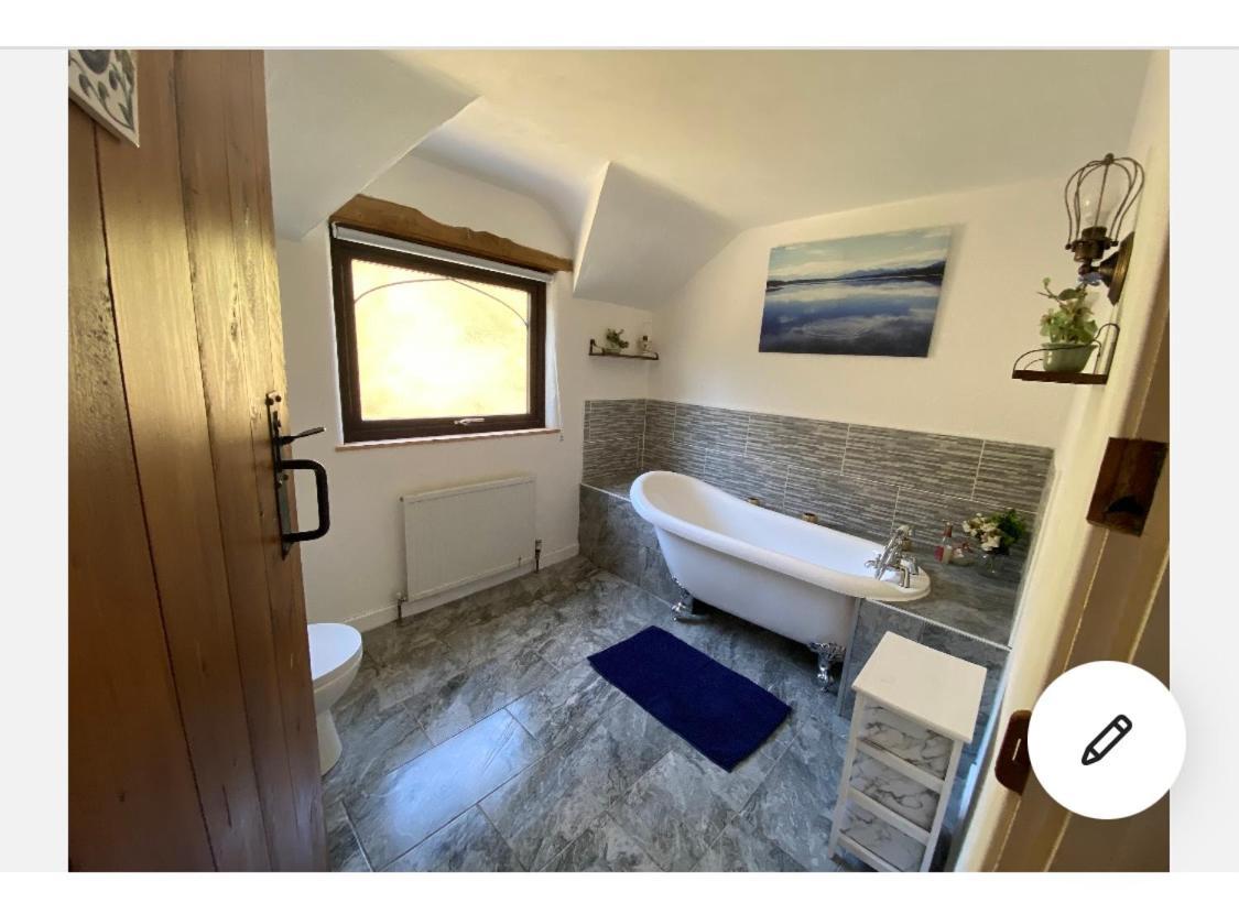 Beautiful Secluded Farmhouse With Hot Tub Villa Barmouth Dış mekan fotoğraf