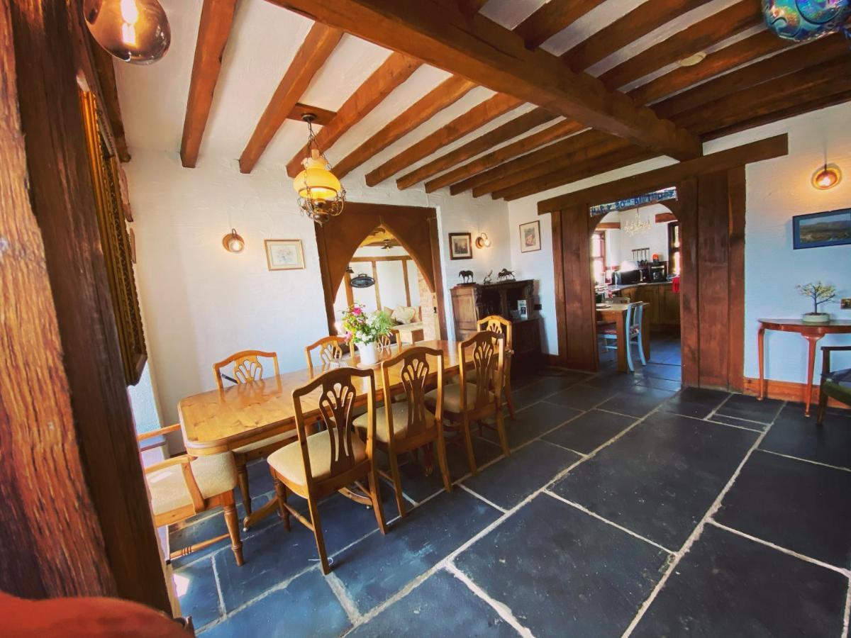Beautiful Secluded Farmhouse With Hot Tub Villa Barmouth Dış mekan fotoğraf