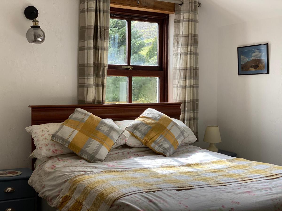 Beautiful Secluded Farmhouse With Hot Tub Villa Barmouth Dış mekan fotoğraf