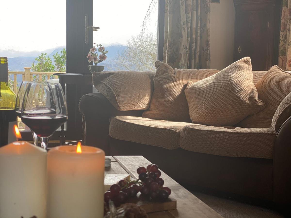 Beautiful Secluded Farmhouse With Hot Tub Villa Barmouth Dış mekan fotoğraf