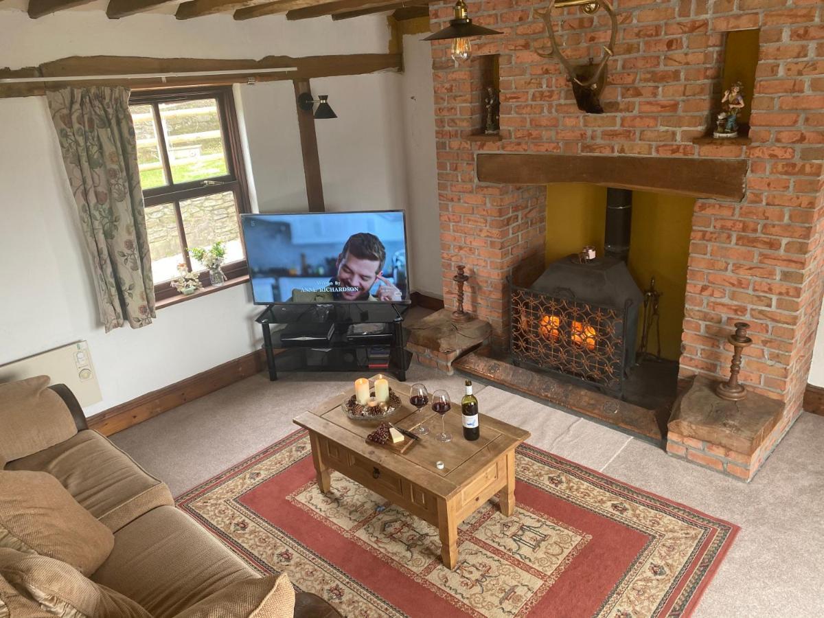 Beautiful Secluded Farmhouse With Hot Tub Villa Barmouth Dış mekan fotoğraf