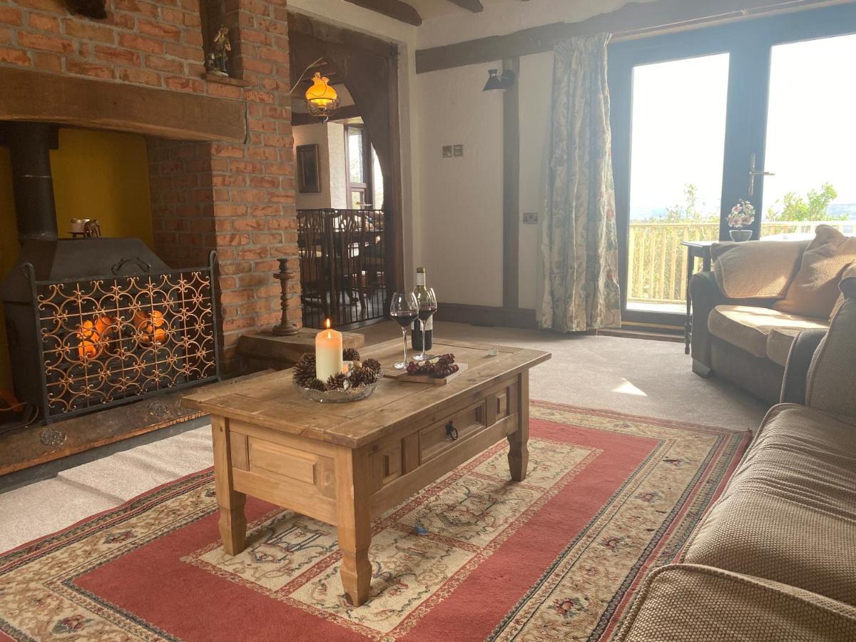 Beautiful Secluded Farmhouse With Hot Tub Villa Barmouth Dış mekan fotoğraf